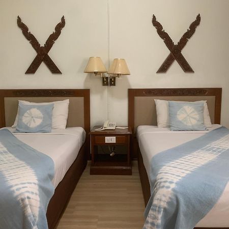 Maeyom Palace Hotel Phrae Εξωτερικό φωτογραφία