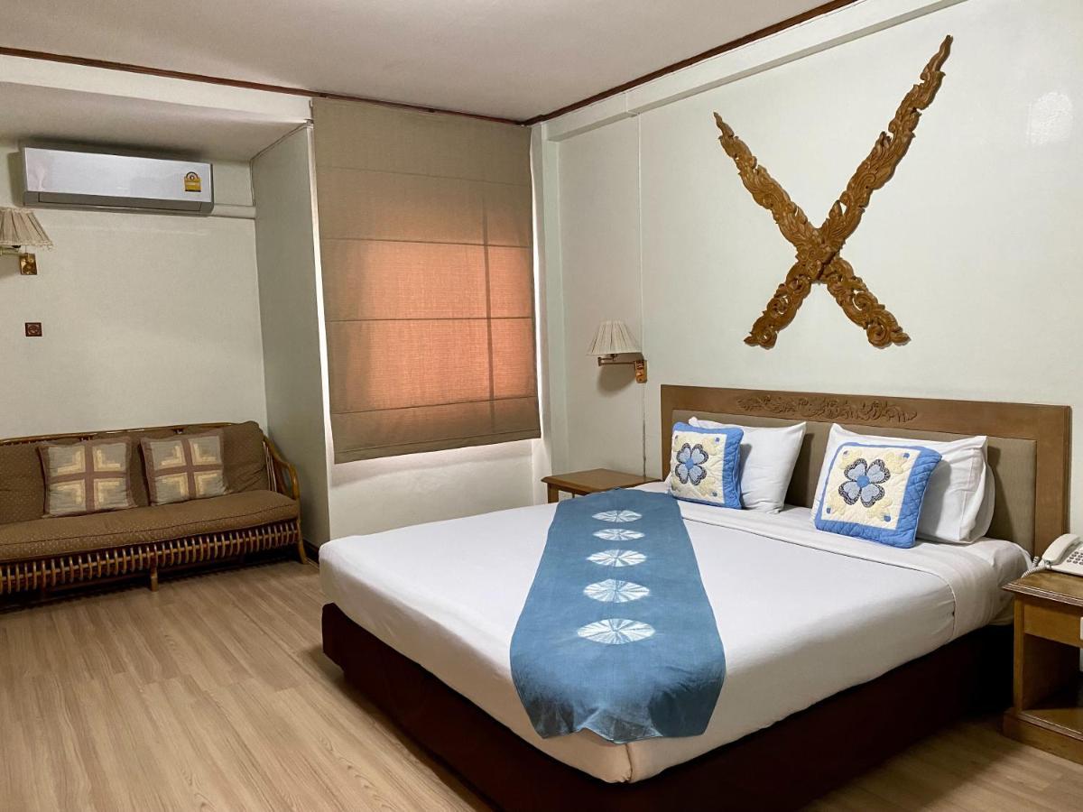 Maeyom Palace Hotel Phrae Εξωτερικό φωτογραφία