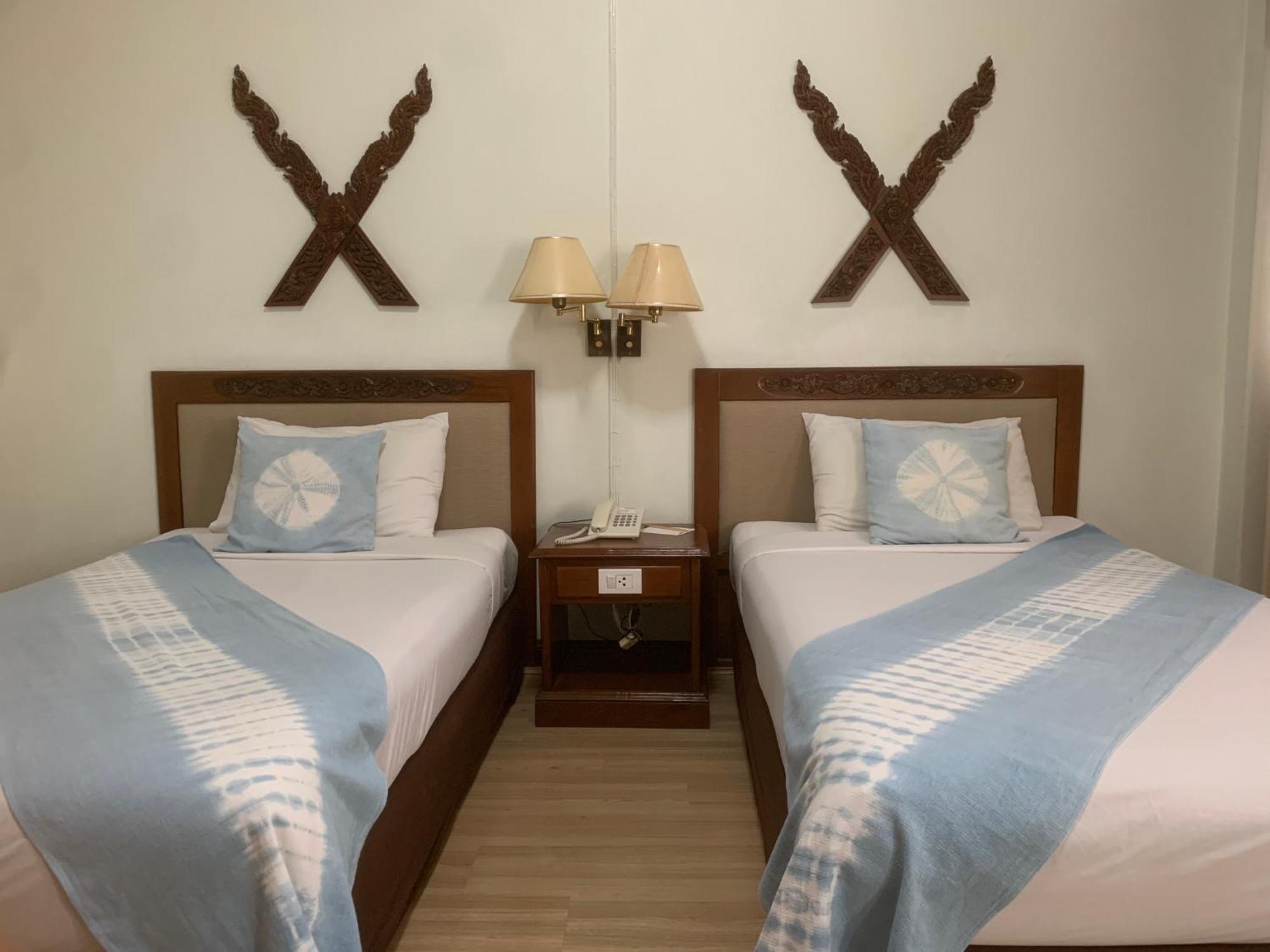 Maeyom Palace Hotel Phrae Εξωτερικό φωτογραφία