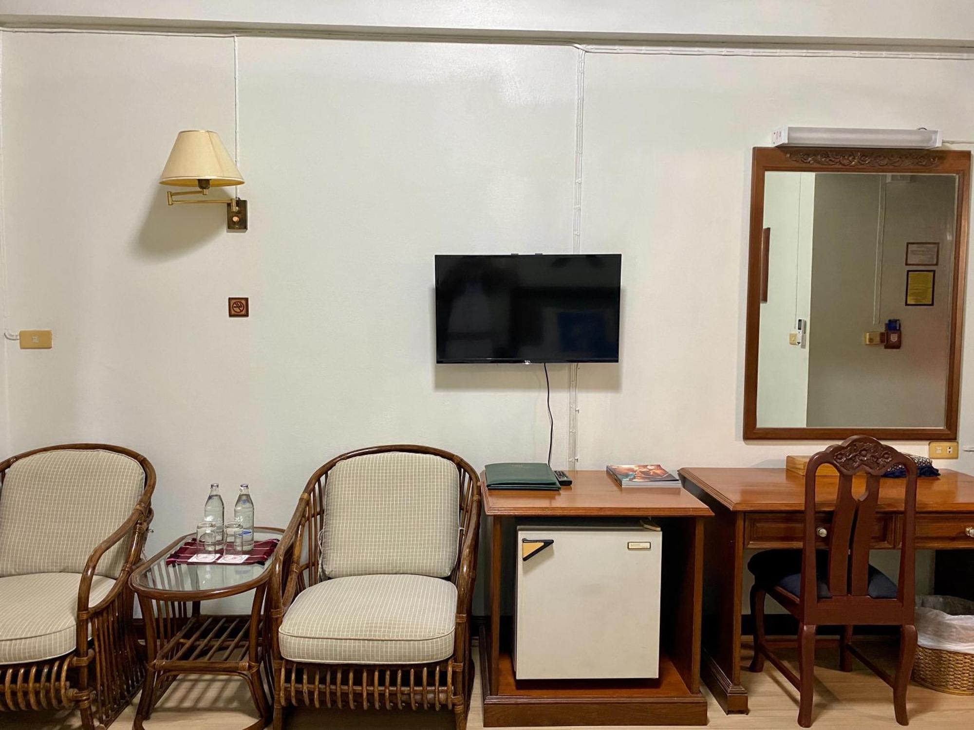 Maeyom Palace Hotel Phrae Εξωτερικό φωτογραφία