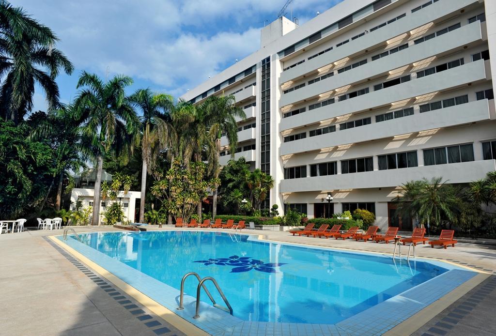 Maeyom Palace Hotel Phrae Εξωτερικό φωτογραφία
