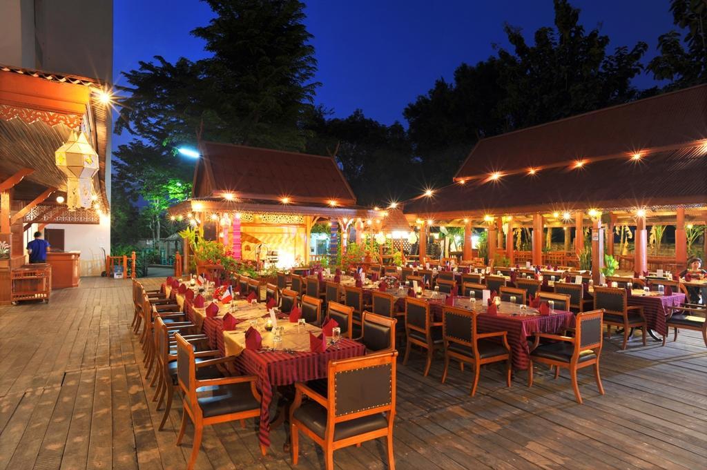 Maeyom Palace Hotel Phrae Εξωτερικό φωτογραφία