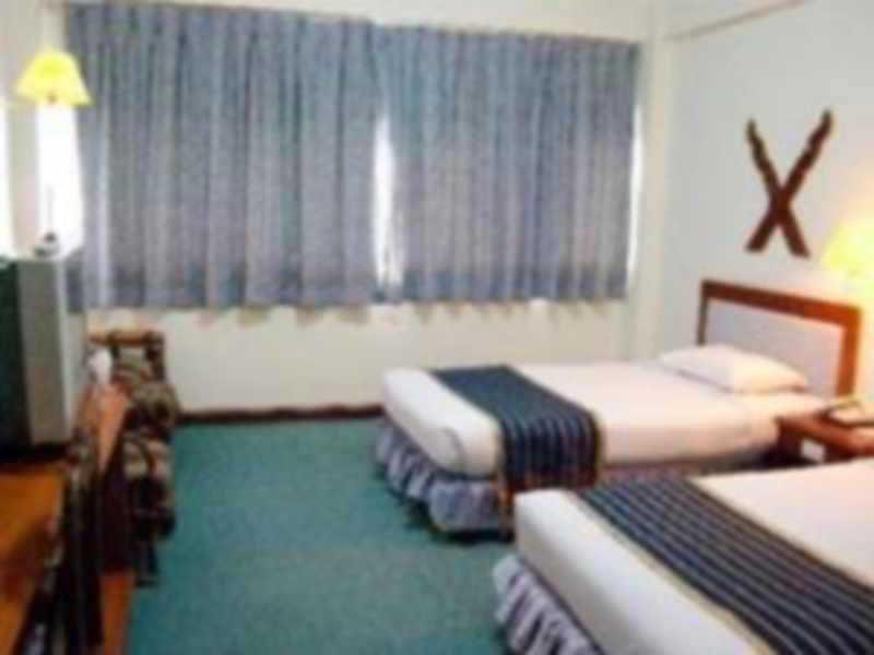 Maeyom Palace Hotel Phrae Εξωτερικό φωτογραφία