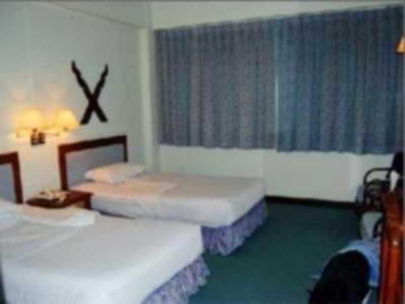 Maeyom Palace Hotel Phrae Εξωτερικό φωτογραφία