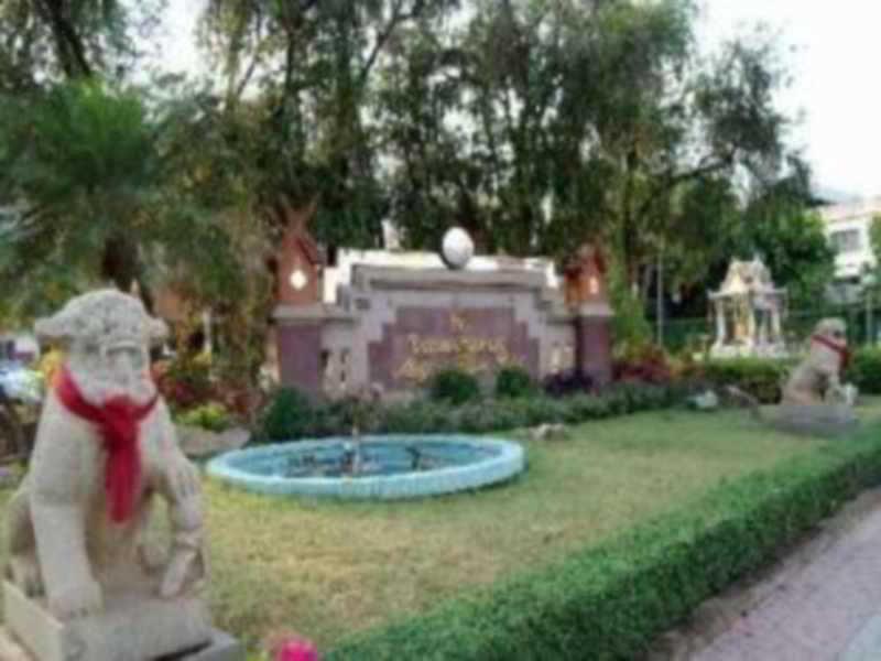 Maeyom Palace Hotel Phrae Εξωτερικό φωτογραφία