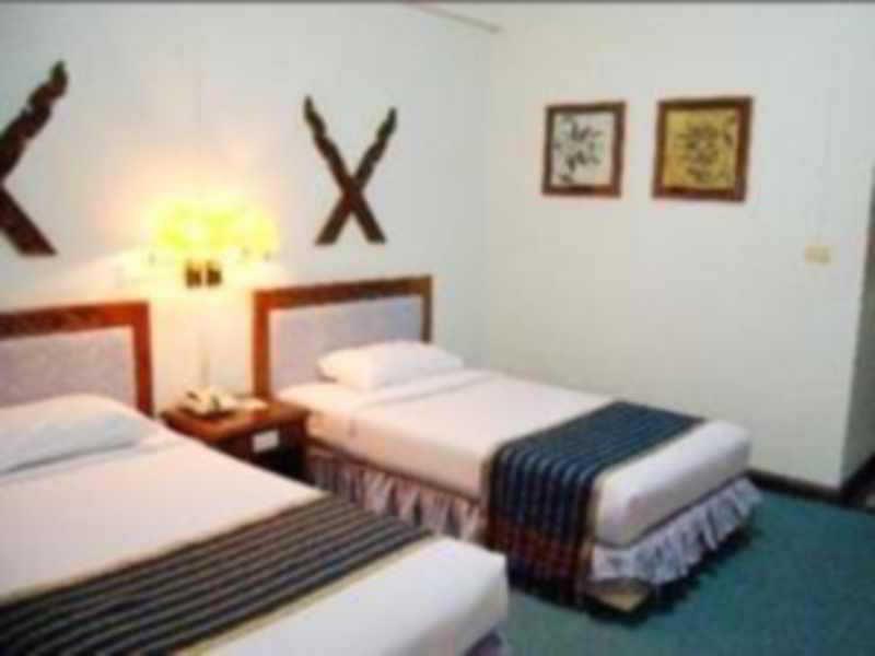 Maeyom Palace Hotel Phrae Εξωτερικό φωτογραφία
